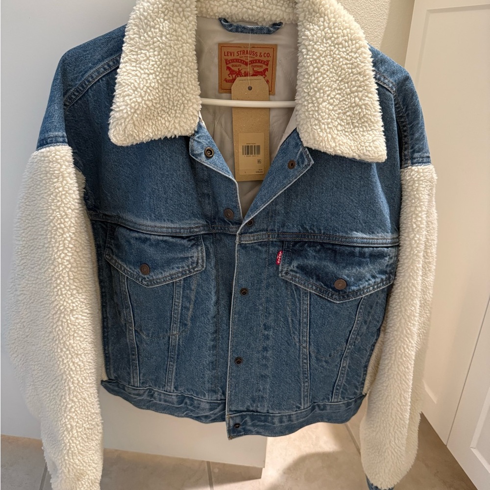 Levi's Denim Jacket with Cream Sherpa